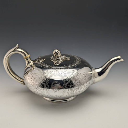 1881 British antique silver plated teapot 580g Elkington
